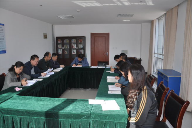 民爆黨支部學(xué)習(xí)習(xí)近平總書記&ldquo;7.26&rdquo;重要講話精神迎接黨的十九大勝利召開