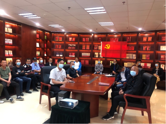 讀書分享促交流 強化身份勇?lián)?>
                            </div>
                            <div   id=